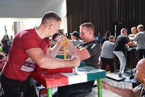 Read more about the article Országos csúcstartók csatája: Baján rendezték meg a Szkander Nemzeti Döntőt